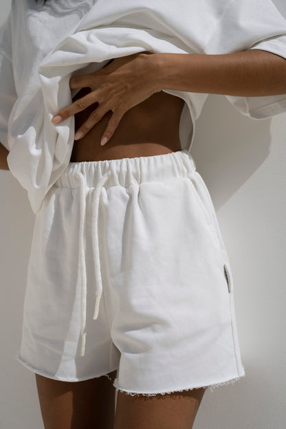 Oversized Shorts White